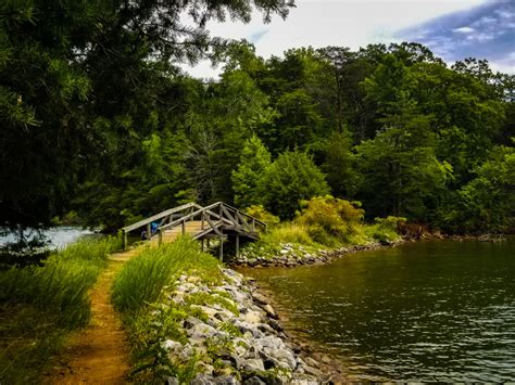 Smith Mountain Lake Hiking: 5 Easy Trails with Beautiful Lake Views ...