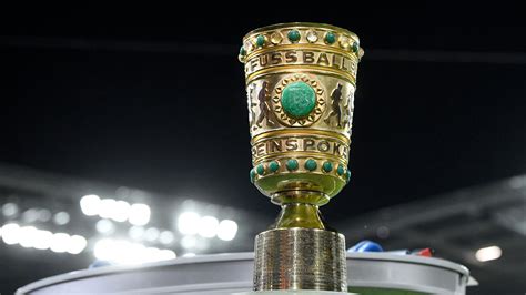 Dfb Pokal Auslosung Zum Achtelfinale Im Tv Und Live Stream Die Übertragung Dazn News De