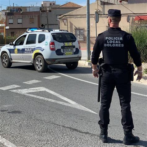 La Policía Local de Dolores halla el cadáver de una mujer en una vivienda