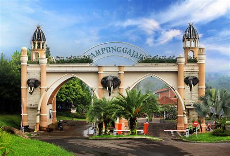 14 Tempat Wisata di Bandung Kota yang Murah, Cocok untuk Budget ...