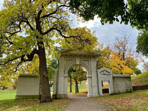 Dundurn Castle Historic Tours | In Search of Sarah