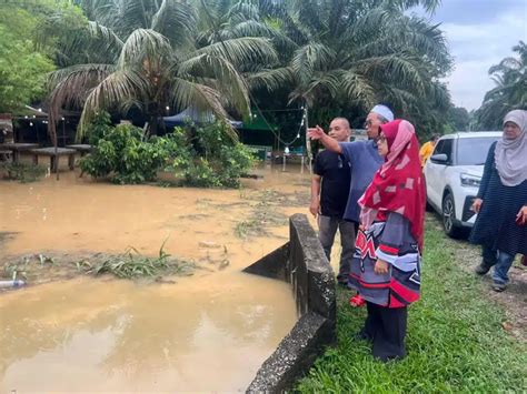 Wakil Rakyat Cakna Isu Banjir Kilat Tekad Beri Khidmat Terbaik