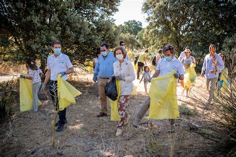 Más de 11 000 personas voluntarias retiran basuraleza de más de 700