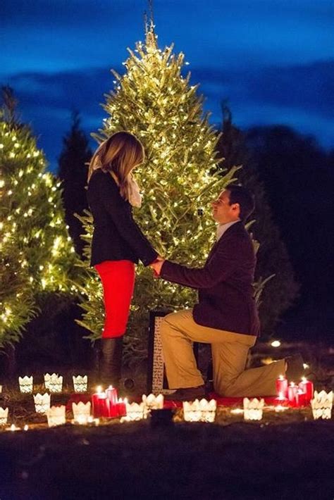 21 Christmas Proposal Ideas To Make Dream Come True Christmas Wedding