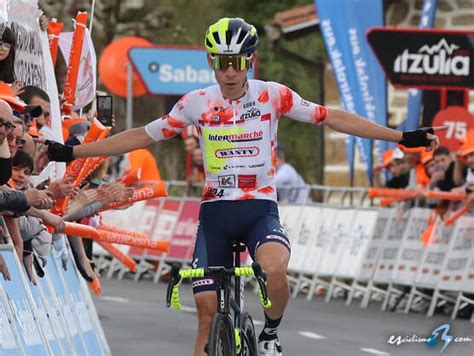 Itzulia Vuelta Al Pa S Vasco Meintjes Gana La Accidentada Etapa