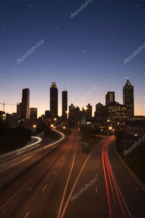 Freeway Into Downtown At Night — Stock Photo © Iofoto 9518601