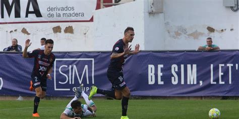 El C Rdoba Salva Un Punto En El Sprint Final Ante El Yeclano