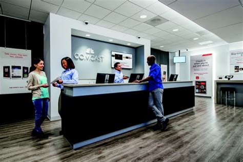 XFINITY STORE BY COMCAST - 23 Photos & 52 Reviews - 10600 Tamiami Trl, Naples, Florida ...