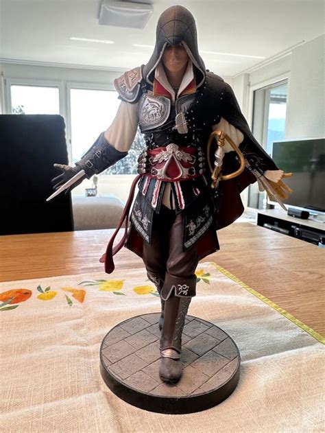 Assassin’s Creed Ii Black Limited Collectors Edition Figur Kaufen Auf Ricardo