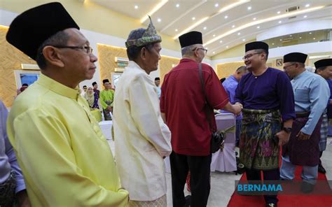 BERNAMA JOHOR COOPERATIVE MOVEMENT EXPECTED TO HIT RM800 MLN REVENUE