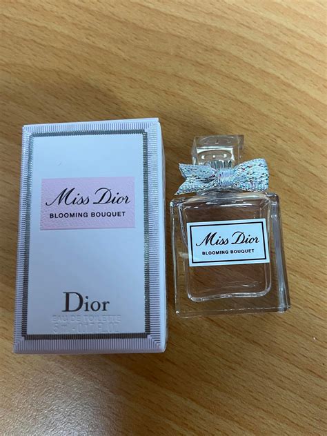 Dior 迪奧miss Dior花漾淡香水 精巧版 5ml 全新一元起標 Yahoo奇摩拍賣