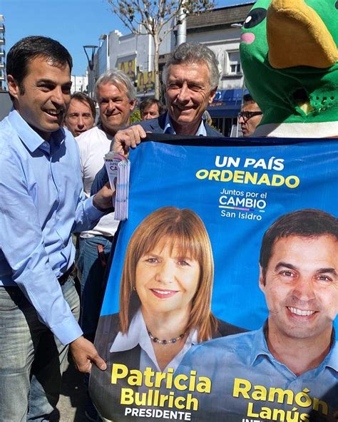 Mauricio Macri Reparti Boletas De Patricia Bullrich En San Isidro Como