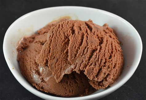 Chocolate Ice Cream – Like Mother, Like Daughter