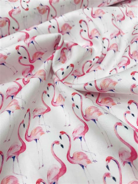 Tissu satin de coton imprimé Flamant rose fond blanc Papin Tissus