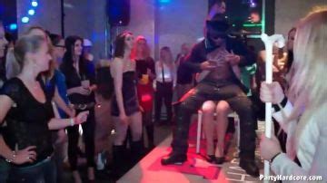 Une Blonde Avec Une Belle Chatte Rose Porn