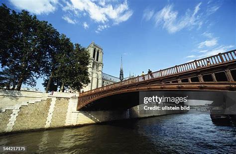 147 Pont Au Double Stock Photos, High-Res Pictures, and Images - Getty Images