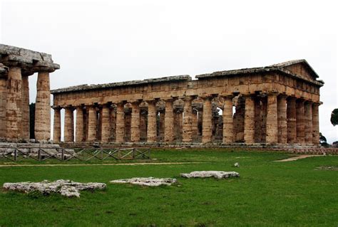 Temple Of Poseidon Paestum The Brain Chamber