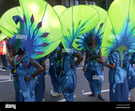 Male Outrageous Costumes Hi Res Stock Photography And Images Alamy