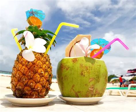 Pretty Beach Summer Drinks That Capture The Flavor Of Sun And Sea Beach