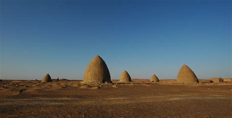 Frontier Safari experiences in Old Dongola, North Sudan - Journeys by ...