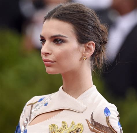 ¡feliz Cumpleaños Emily Ratajkowski 25 Años En 25 Looks Foto