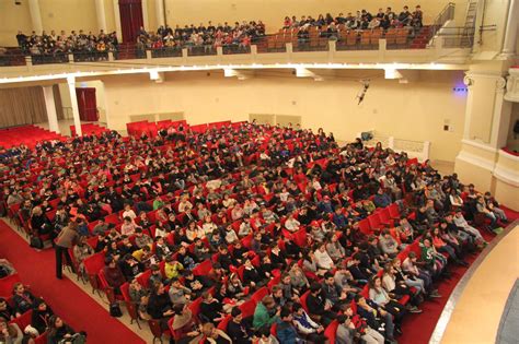 Rivoluzione al Politeama addio platea così il teatro cambierà volto