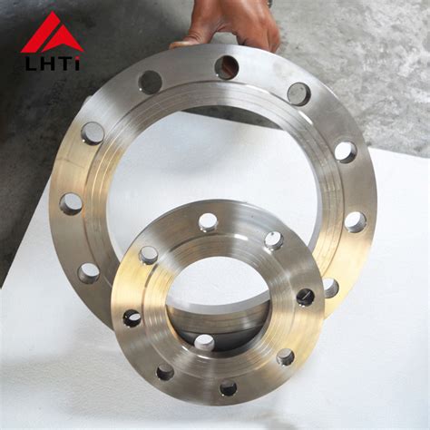 ANSI ASME B16 5 Titanium Reducing Flange 50mm Pipe Thread Flange