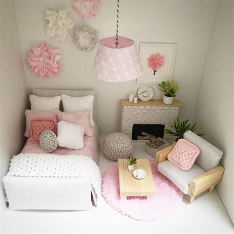 Doll Furniture Diy - Pretty Little Minis - modern dollhouse furniture and decor ... / Check out ...