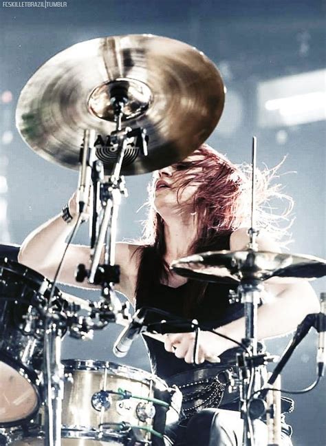 Jen Ledger Skillet Wallpaper