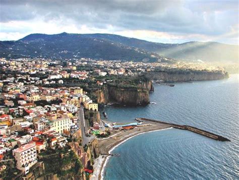 Neapel Landausflug Nach Sorrento Pompeji Und Positano GetYourGuide