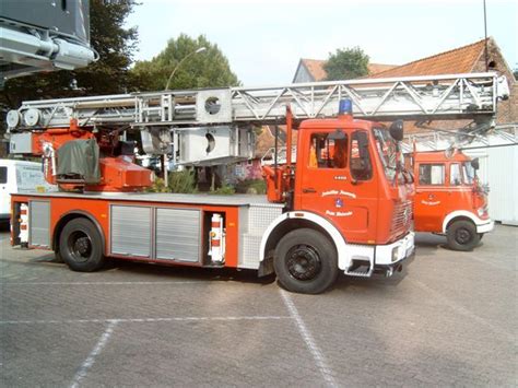 Drehleiter Mit Korb 23 12 A D Freiwillige Feuerwehr