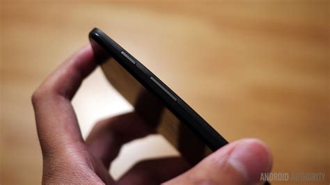 how to take a screenshot on moto phone