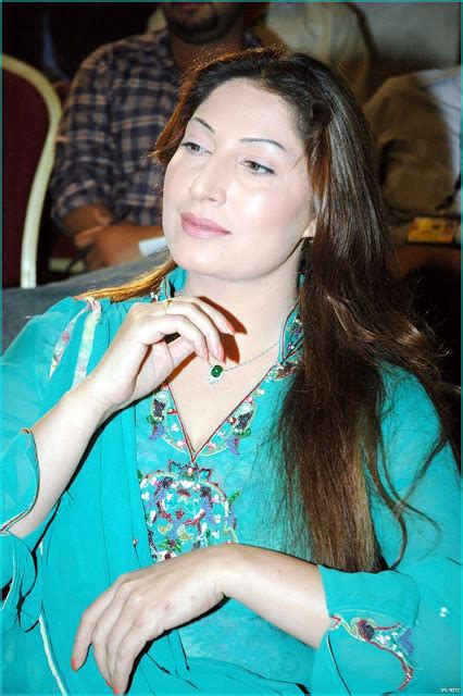 Saima Noor Profile, BioData, Updates and Latest Pictures | FanPhobia - Celebrities Database