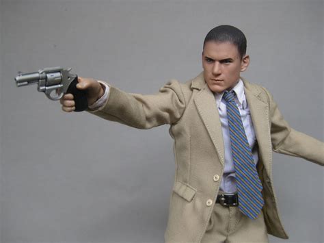 DeSMOnd Collection Hot Toys 1 6 Prison Break Michael Scofield Special Ver Pt 2