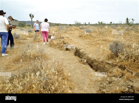 Earthquake Fault Landers California Crack Hi Res Stock Photography And