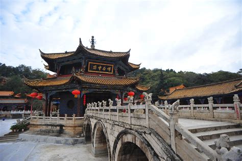 Yunnan embraces tech to boost tourism industry