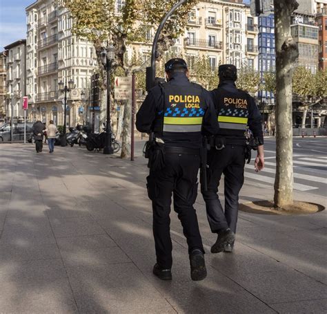 La Policía Local De Logroño Detiene El Fin De Semana A Tres Personas