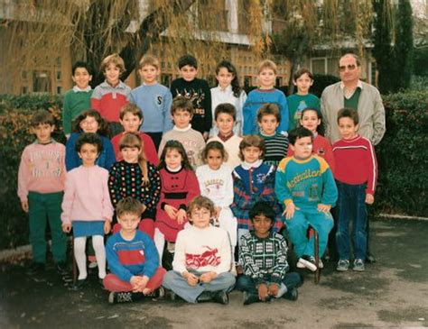 Photo De Classe Ce De Ecole Saint Barthelemy Sncf Copains D Avant