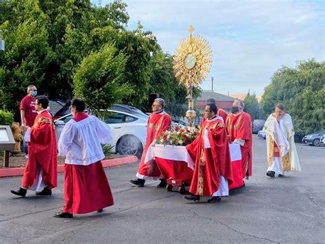 Eucharistic Procession – Holy Spirit Fremont