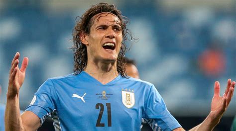 Boca Juniors Presenta Oficialmente A Cavani Como Nuevo Refuerzo