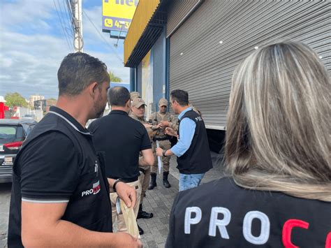 Procon Interdita Loja De Pneus Em Blumenau Ap S S Rie De Den Ncias De