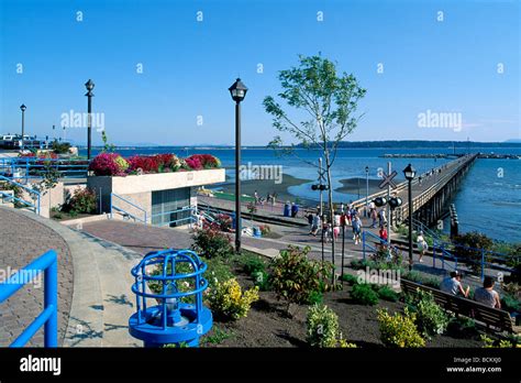 White Rock Bc British Columbia Canada White Rock Pier And Seaside
