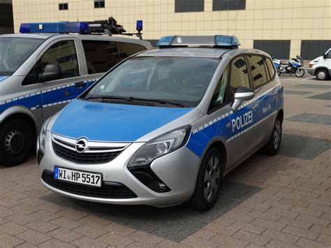 Polizei Hessen Opel Zafira Am Auf Der Iaa In Frankfurt Am Main