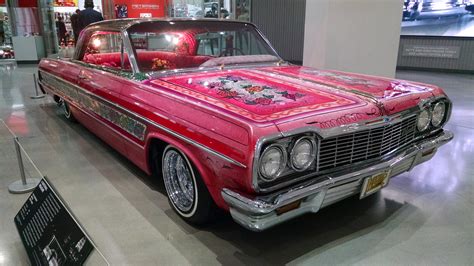 New lowrider exhibit at Petersen Automotive Museum | abc7.com