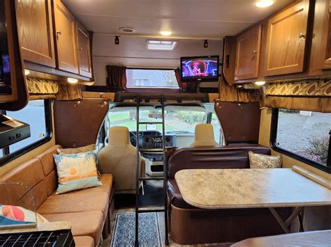 2016 COACHMEN LEPRECHAUN 260RS Good Sam RV Rentals