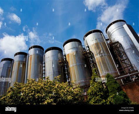 Burton upon trent brewery hi-res stock photography and images - Alamy