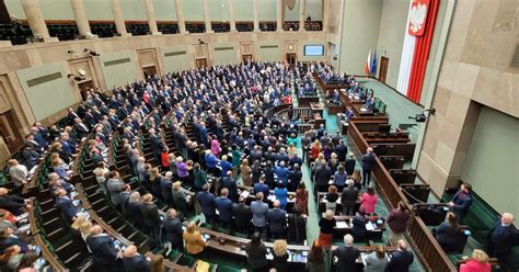 Sejm odrzucił wszystkie poprawki Senatu do nowelizacji ustawy o SN