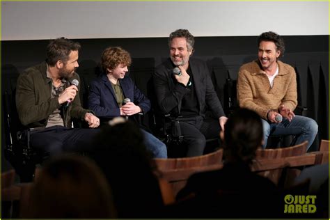 Photo: ryan reynolds mark ruffalo the adam project screening nyc 14 ...