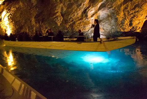 Unterirdischer See Höhle Grotte St Léonard Wallis