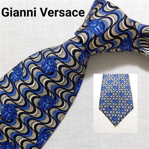 ジャンニヴェルサーチ Gianni Versaceメデューサ柄ネクタイネクタイ｜売買されたオークション情報、yahooの商品情報を